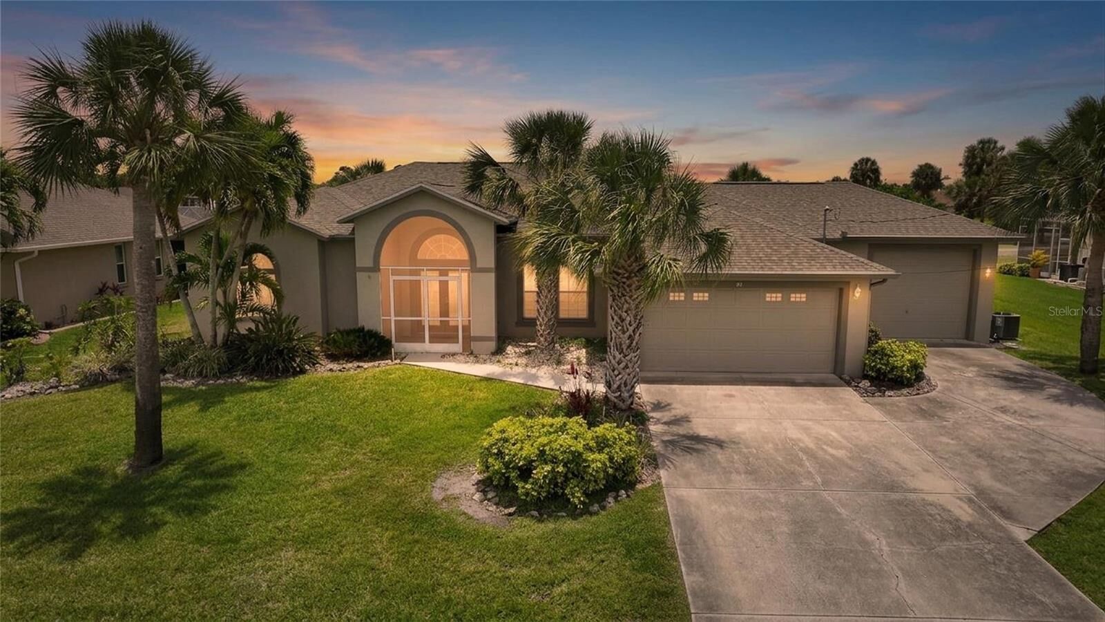 Property Photo: 82 Marker Road FL 33947
