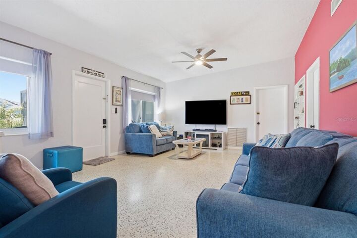 Property Photo: 5126 104th Street N FL 33708