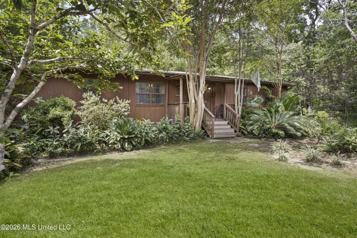 Property Photo:  2831 Belmont Drive  MS 39564 