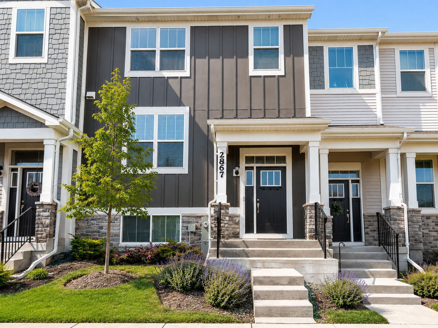 Property Photo: 2867 Kessler Drive IL 60060