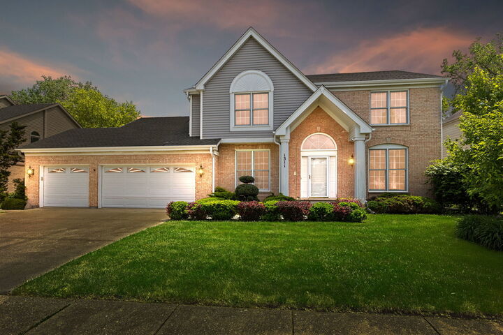 Property Photo: 1311 Callen Lane IL 60016