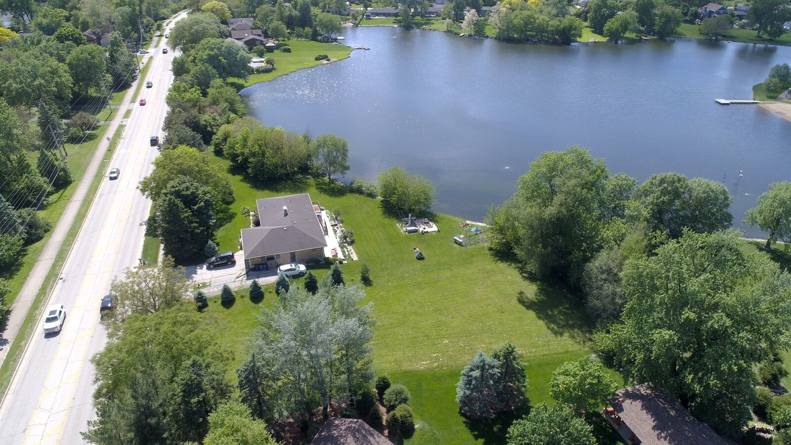 Property Photo:  730 Plainfield Road  IL 60516 
