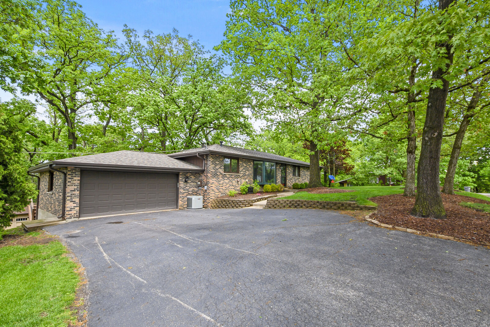 Property Photo: 10050 W 145th Street IL 60462