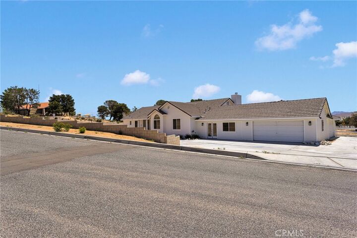 Property Photo: 27679 River Rock CA 92342