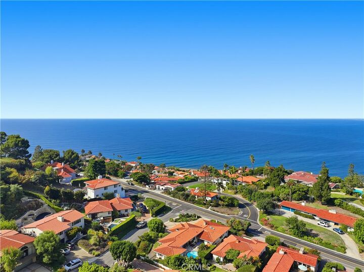 Property Photo:  760 Via Del Monte  CA 90274 