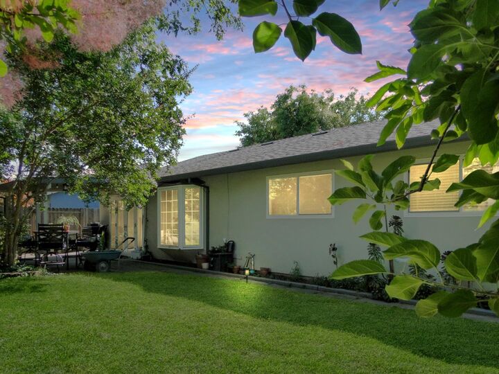 Property Photo: 5008 Deerpark Circle CA 95628
