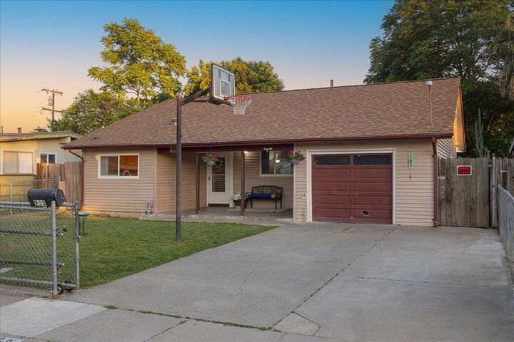 Property Photo:  953 Sharian Street  CA 95605 