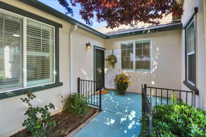 Property Photo:  9649 Glacier Creek Way  CA 95624 