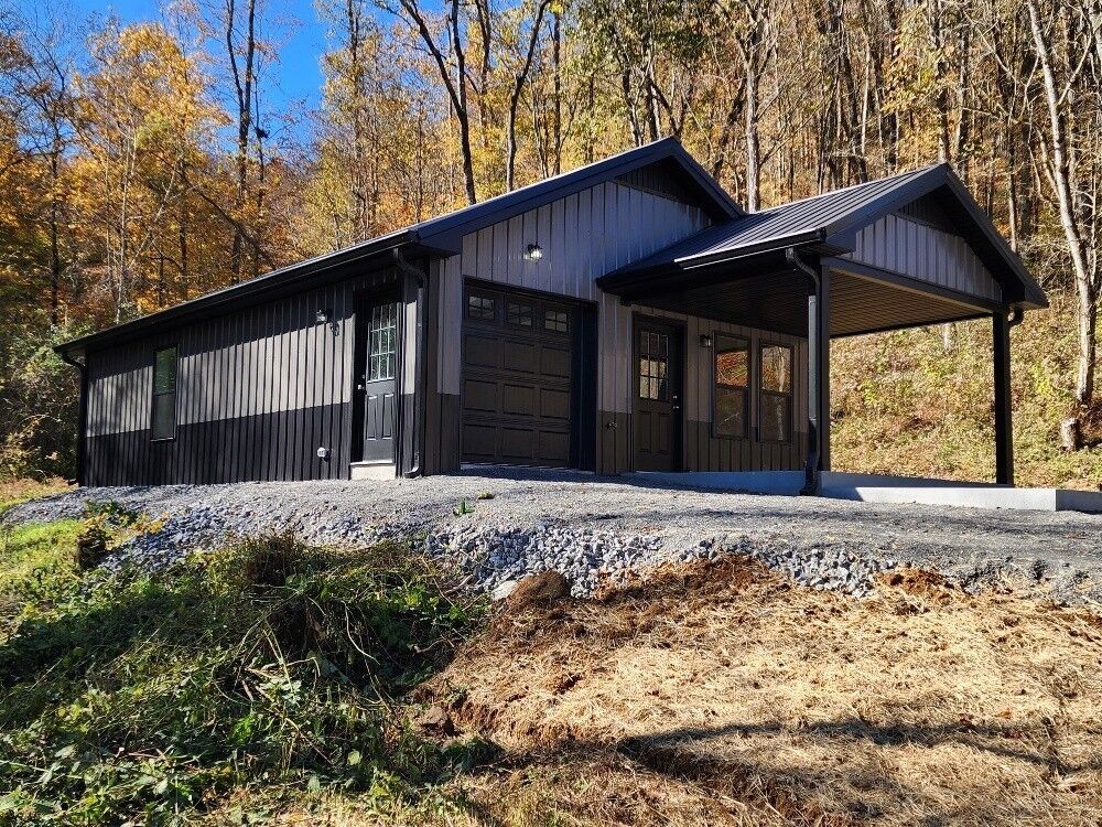 Property Photo:  221 Pine Lick Estates Dr  TN 38588 