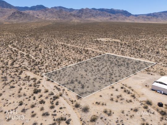 Property Photo:  1 E Red Horizon Rd  AZ 86432 