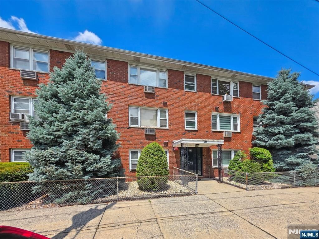 Property Photo: 475 Elm Street 3A NJ 07032