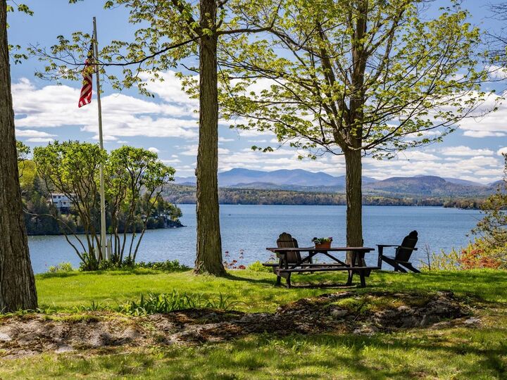 Property Photo:  265 Bayview Road  VT 05473 