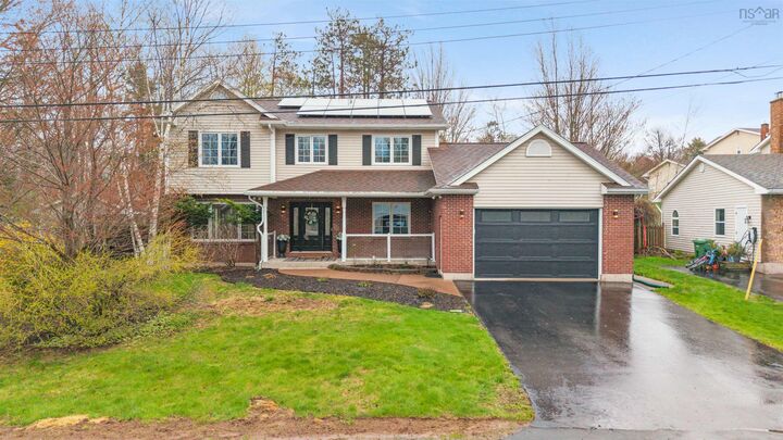 17 Pineview Crescent — photo 1