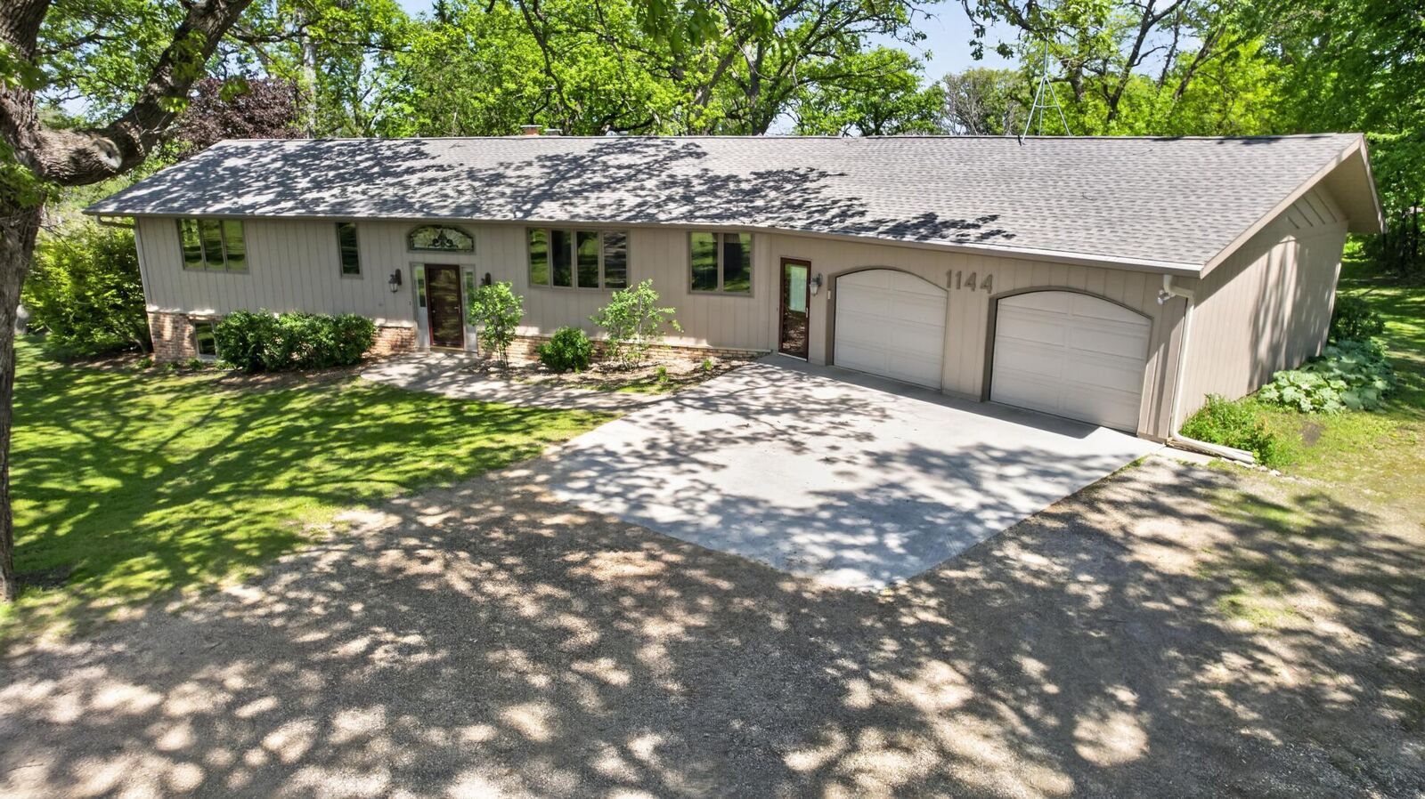 Property Photo:  1144 120th Avenue SW  MN 55920 