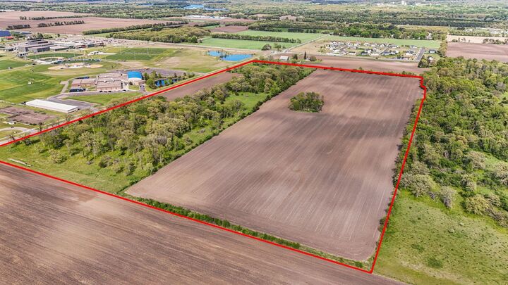 Property Photo:  2705 N Pine Cone Road  MN 56377 