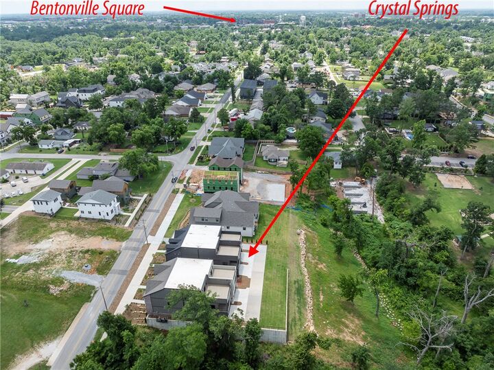 Property Photo: 1031 NW A Street AR 72712