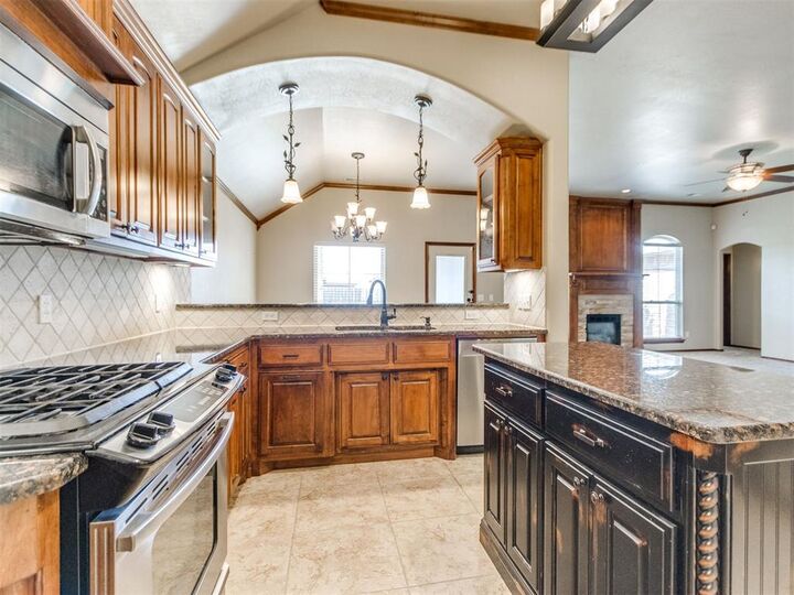 Property Photo: 313 SW 171st Street OK 73170