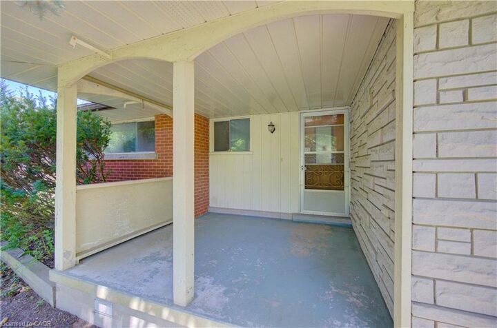 Property Photo:  162 Warren Road  ON N2M 4T7 