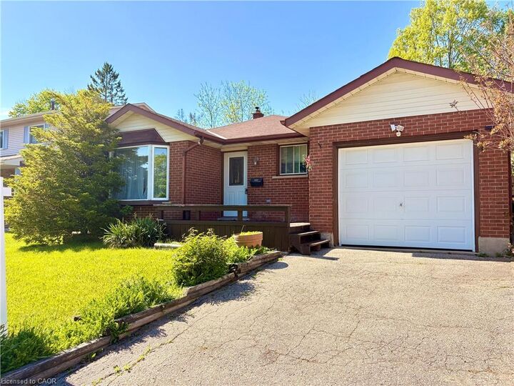 Property Photo: 146 Bechtel Drive ON N2P 1S3