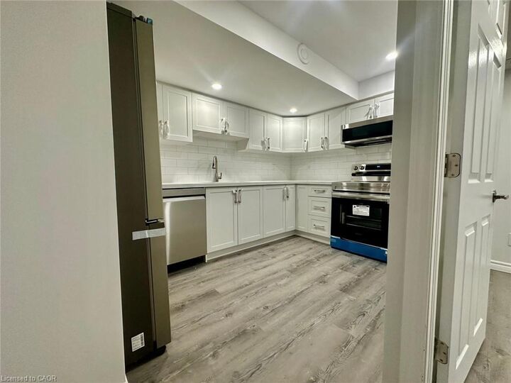Property Photo: 295 Gillespie Drive Lower ON N3T 0W1
