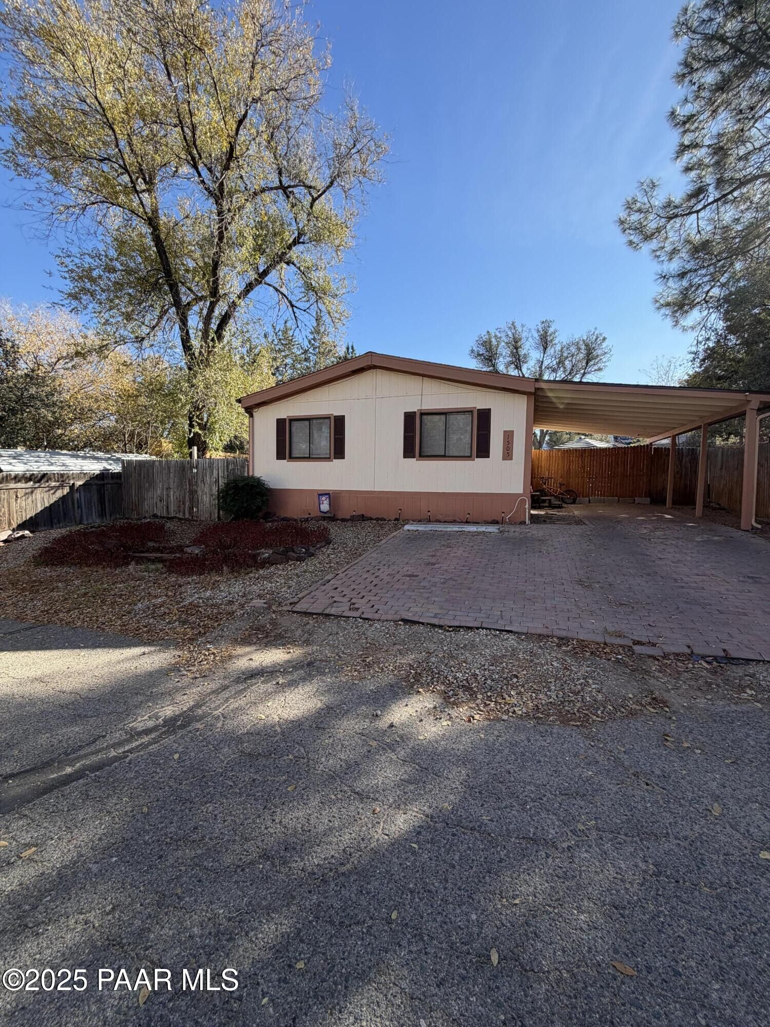 Property Photo:  1505 Acklin Drive  AZ 86301 