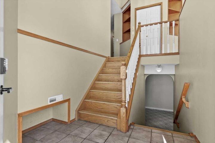 Property Photo: 100 Macewan Park Manor NW AB T3K 4G6