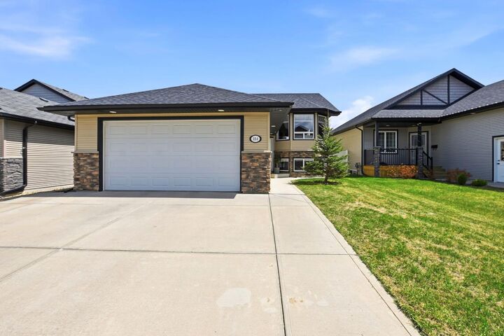 Property Photo: 114 Stephenson Crescent AB T4R 0L6
