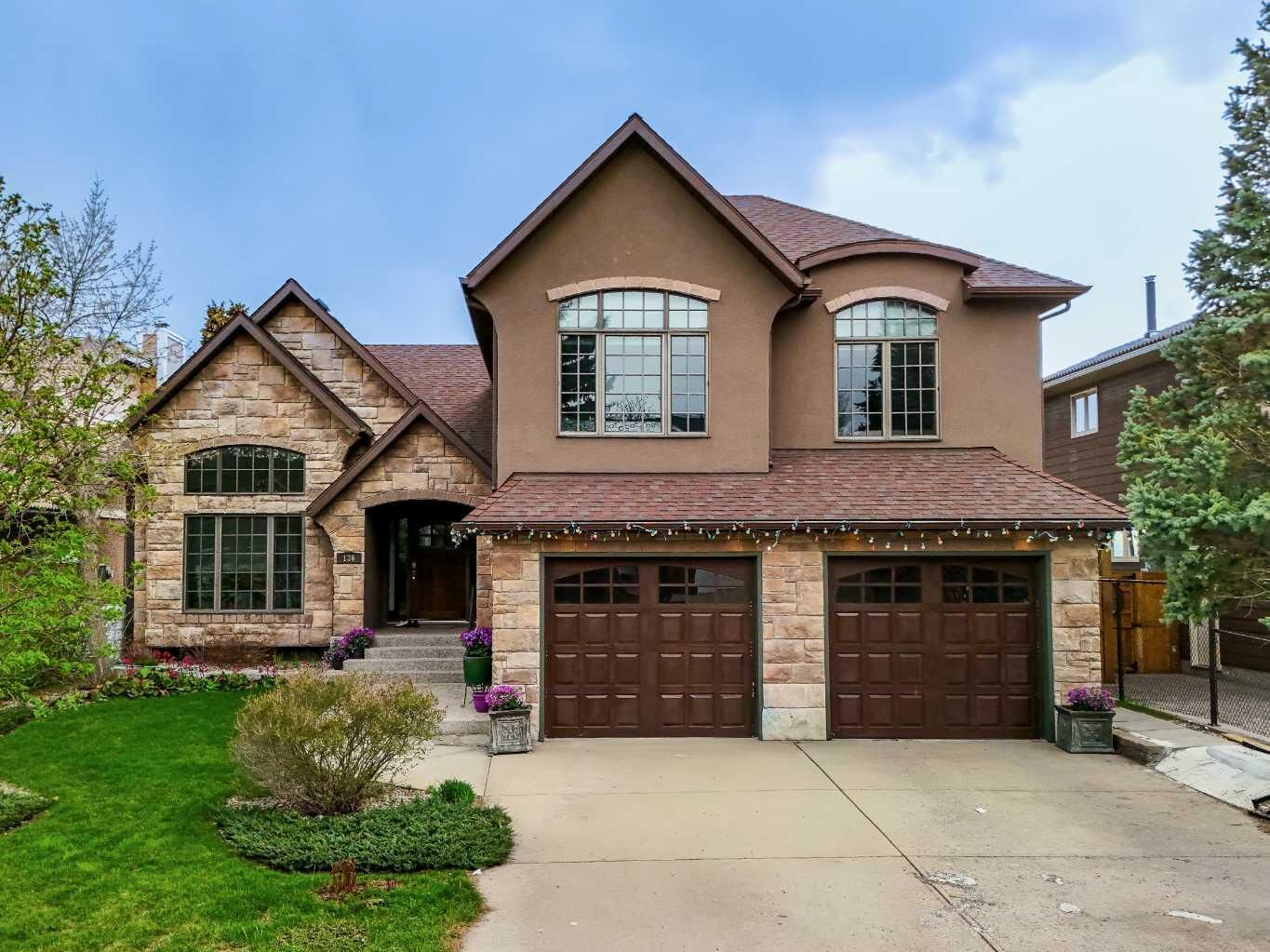Property Photo:  136 Edelweiss Drive NW  AB T3A 3P6 