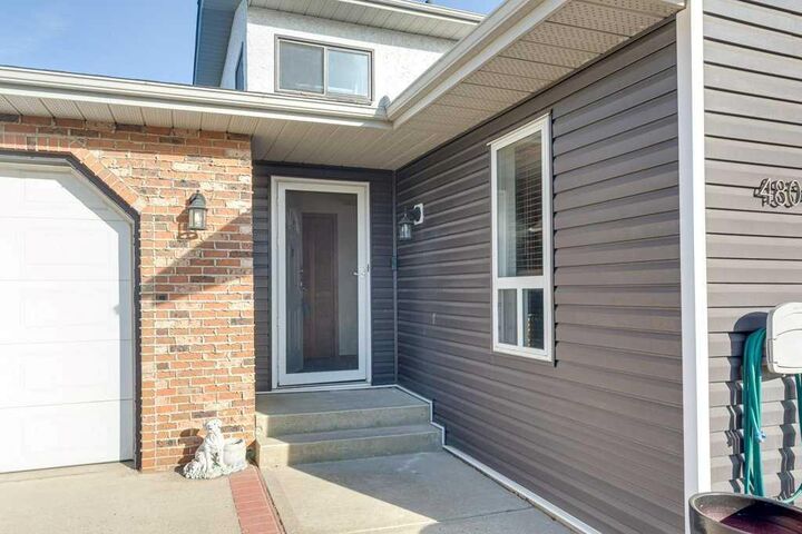 Property Photo: 4804 44 Street AB T4G 1M7