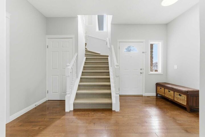 Property Photo:  54 Glensummit Close  AB T4C 2K1 