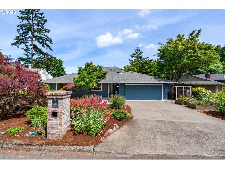 Property Photo:  8450 SW 89th Ave  OR 97223 