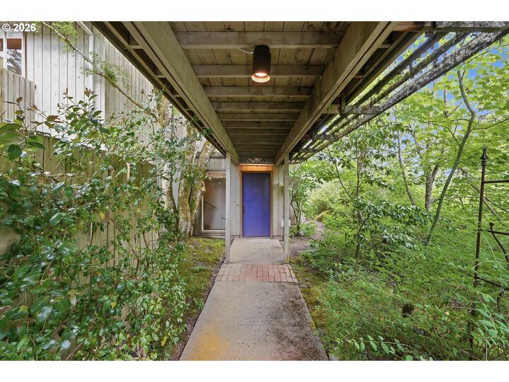 Property Photo: 12115 NW Old Quarry Rd OR 97229