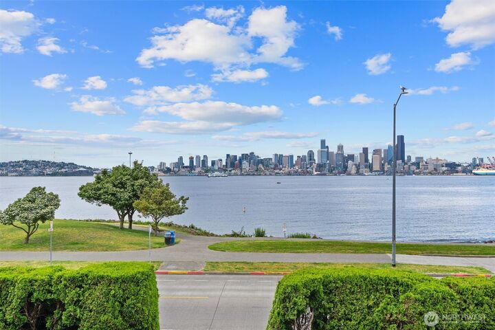 Property Photo:  1737  Harbor Avenue SW S-103  WA 98126 