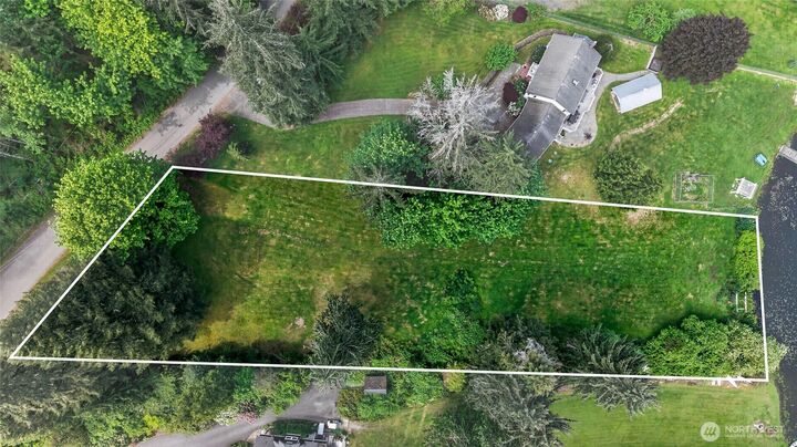 Property Photo: 107 Xx W Lake Joy Drive NE WA 98014