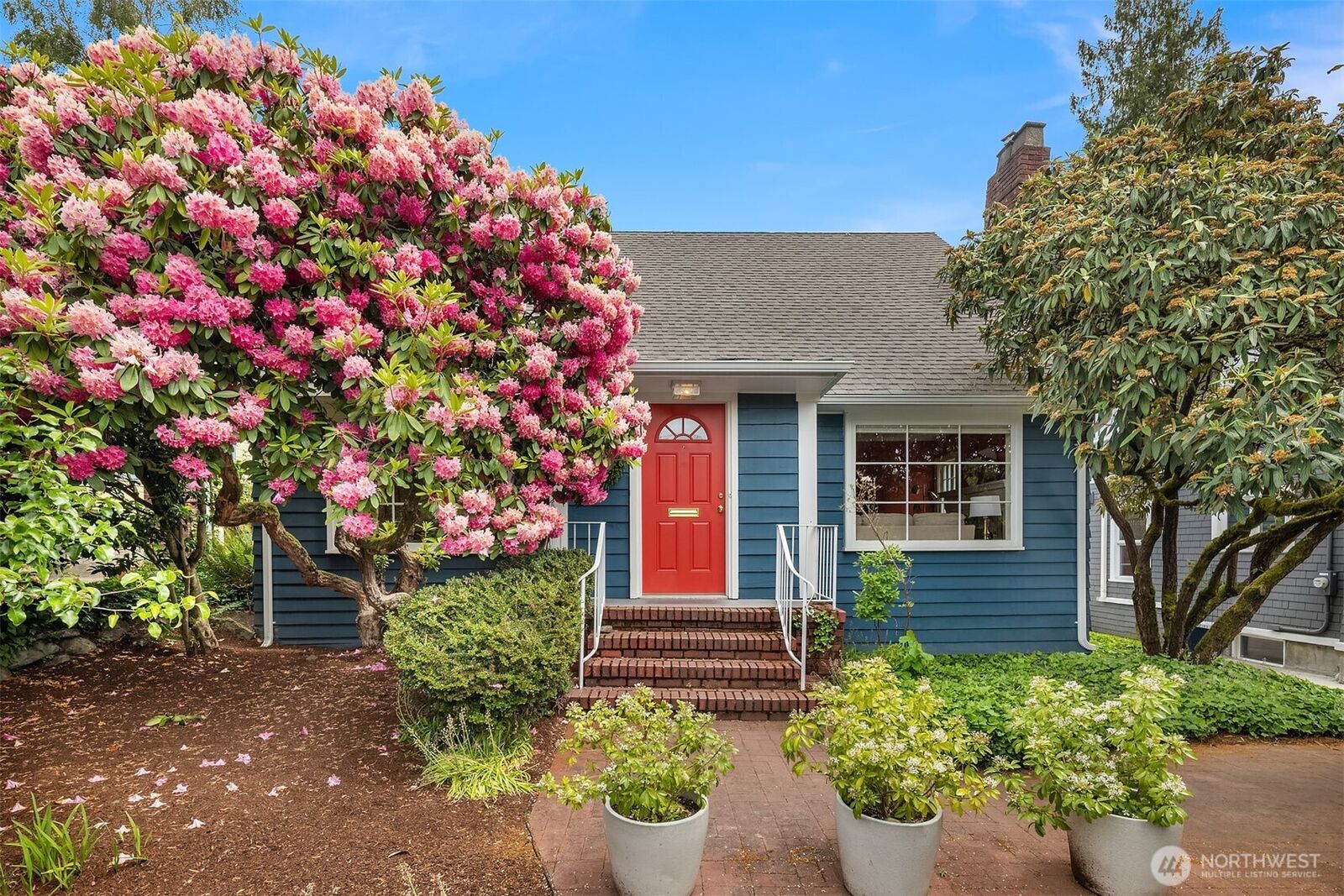 Property Photo:  2522  31st Avenue S  WA 98144 