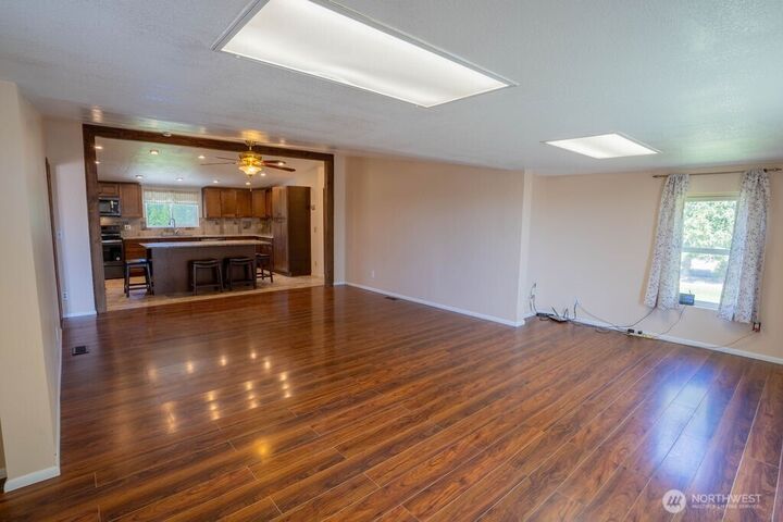 Property Photo: 7826 Bouldercrest Road NE WA 98837