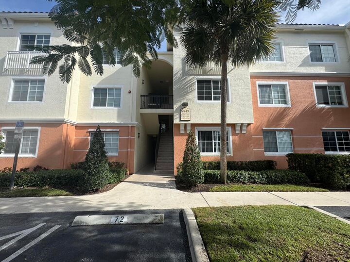 Property Photo:  9849 Baywinds Drive 8204  FL 33411 