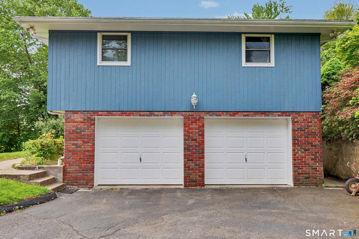 Property Photo: 44 Haverhill Road CT 06611