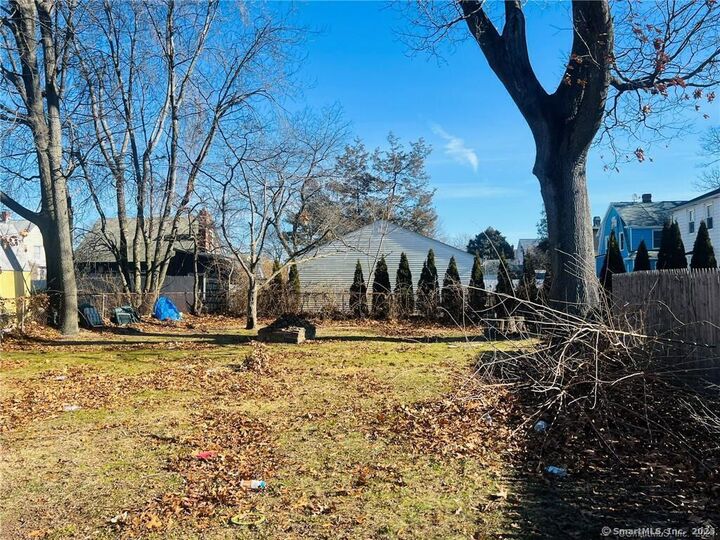 Property Photo:  341 Peck Avenue  CT 06516 