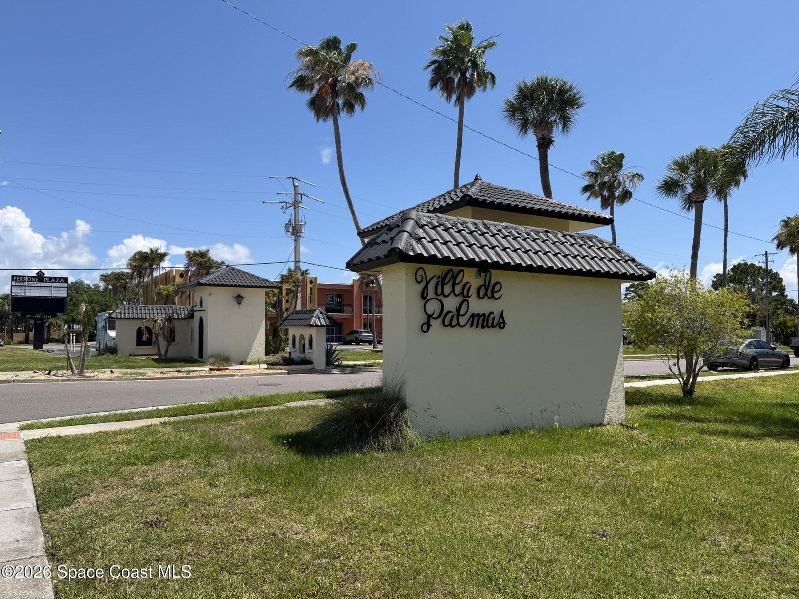 Property Photo:  195 Sea Breeze Circle  FL 32953 