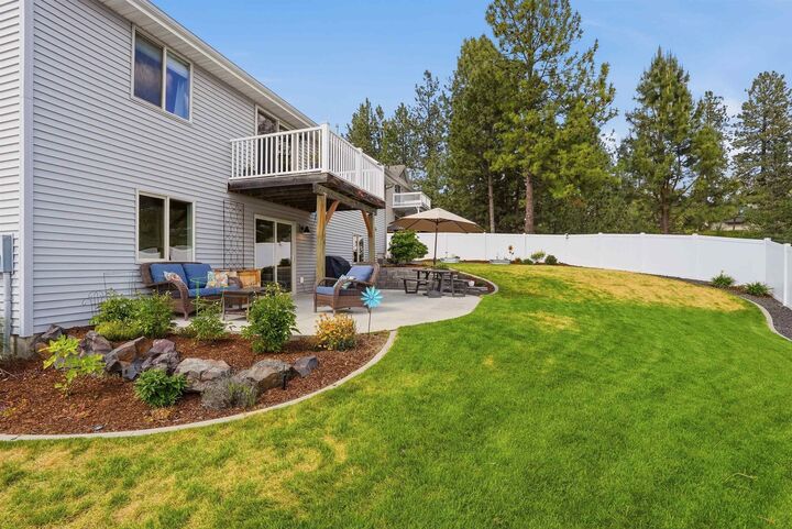 Property Photo:  5106 N Emerald Ln  WA 99212 