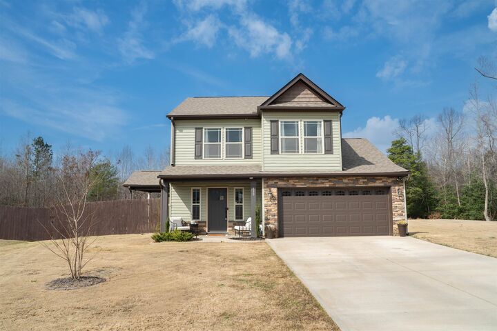 Property Photo:  430 Bud Farmer Place  SC 29349 