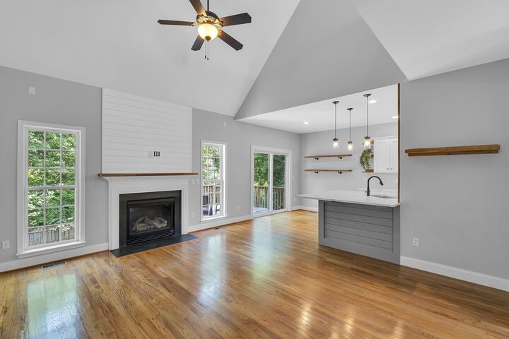 Property Photo: 143 Darmondale Drive SC 29369