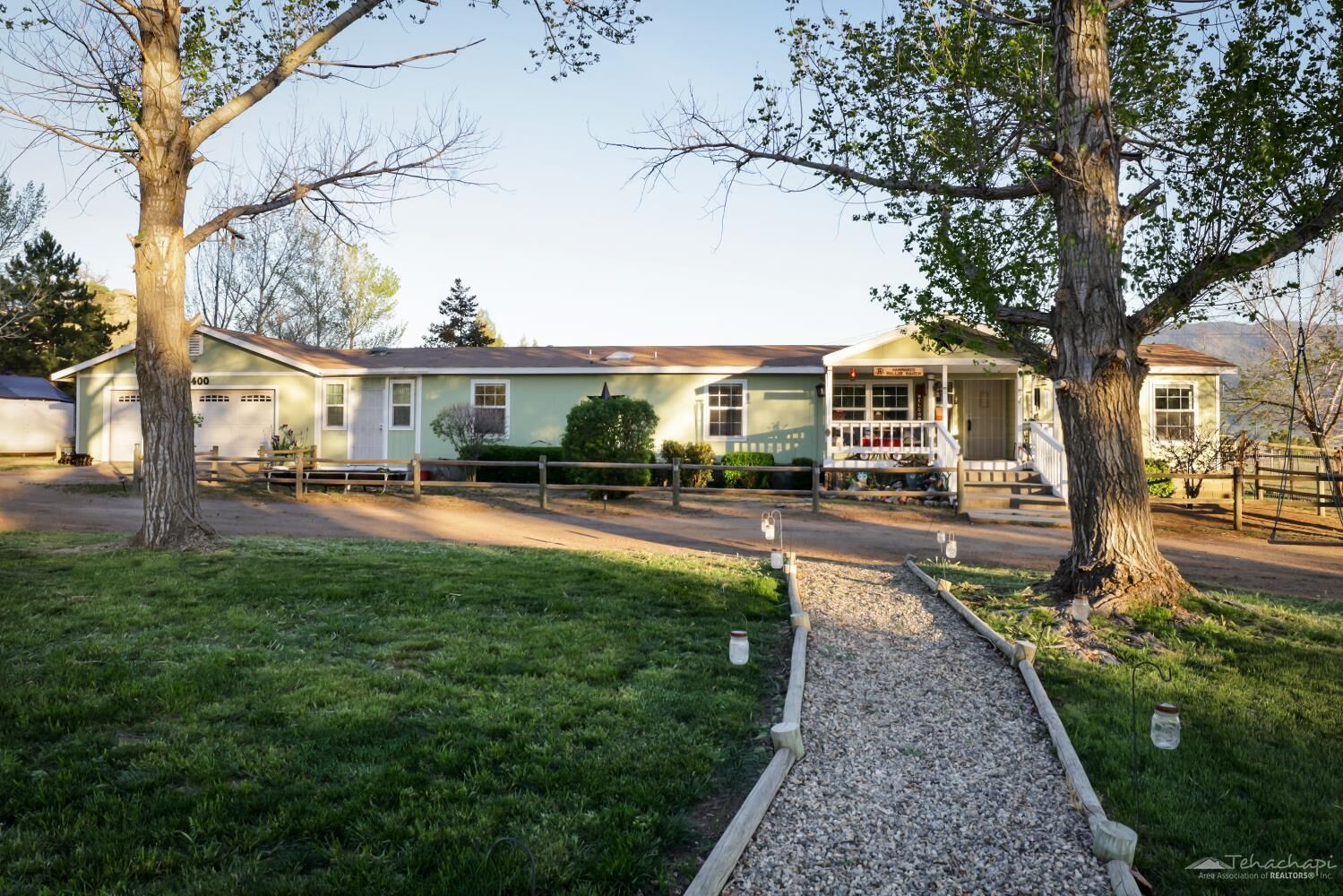 Property Photo:  27400 Harness Drive  CA 93561 
