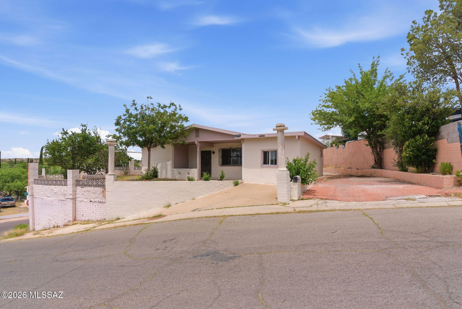 Property Photo:  2255 N Calle Nogales  AZ 85621 