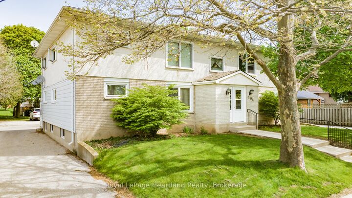 Property Photo: 194 Bennett Street W ON N7A 1X8
