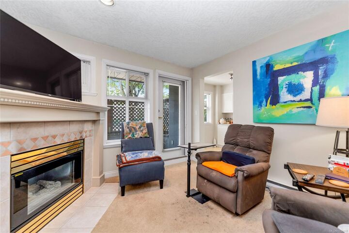 Property Photo: 1580 Christmas Ave #104 BC V8P 2X2