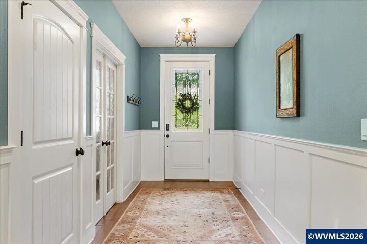Property Photo:  4398 Croisan Ridge Wy S  OR 97302 