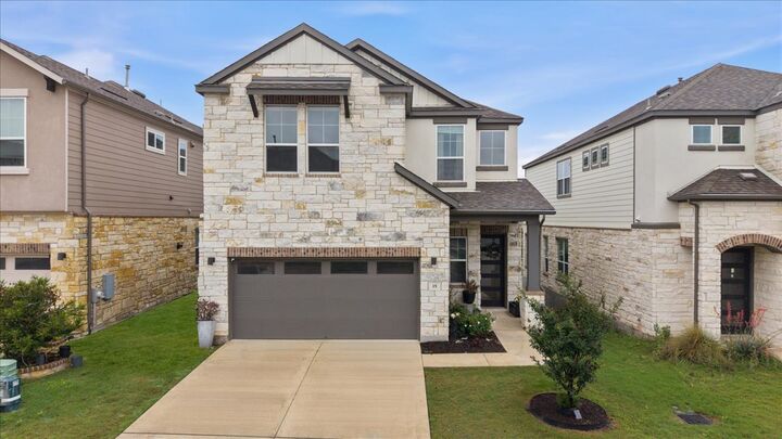 Property Photo:  1531 N Red Bud Lane 15  TX 78665 