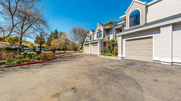 Property Photo:  158 N Dutton Avenue  CA 95401 